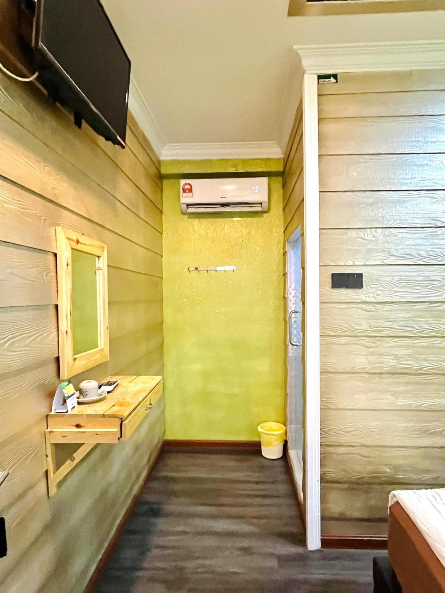 Suza Hostel Tumpat Bagian luar foto