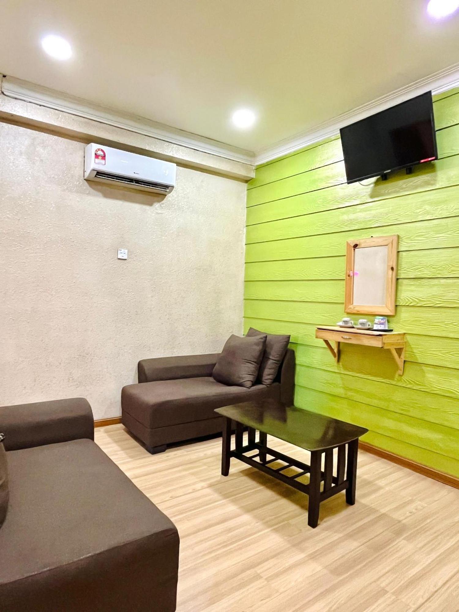 Suza Hostel Tumpat Bagian luar foto