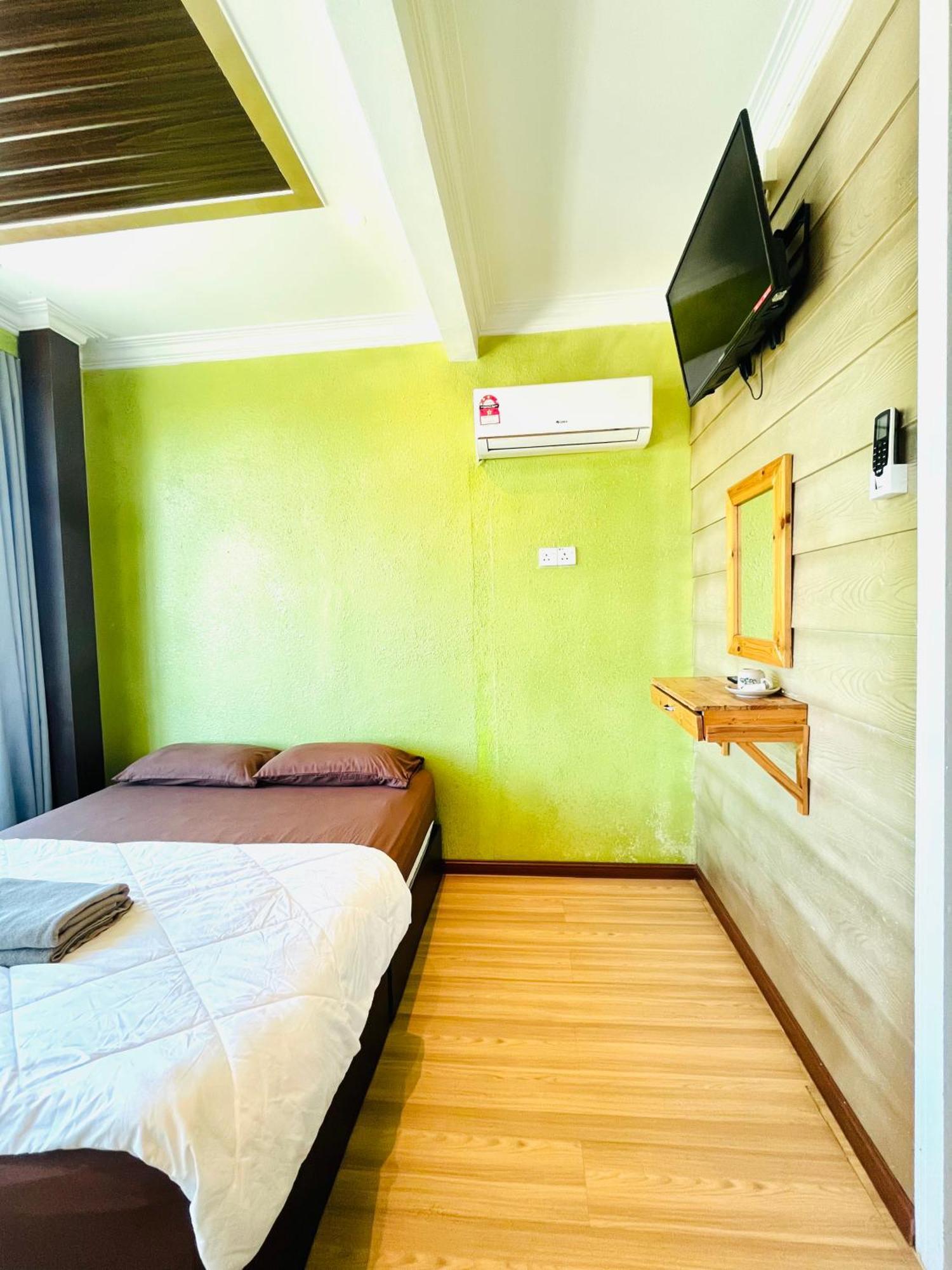 Suza Hostel Tumpat Bagian luar foto