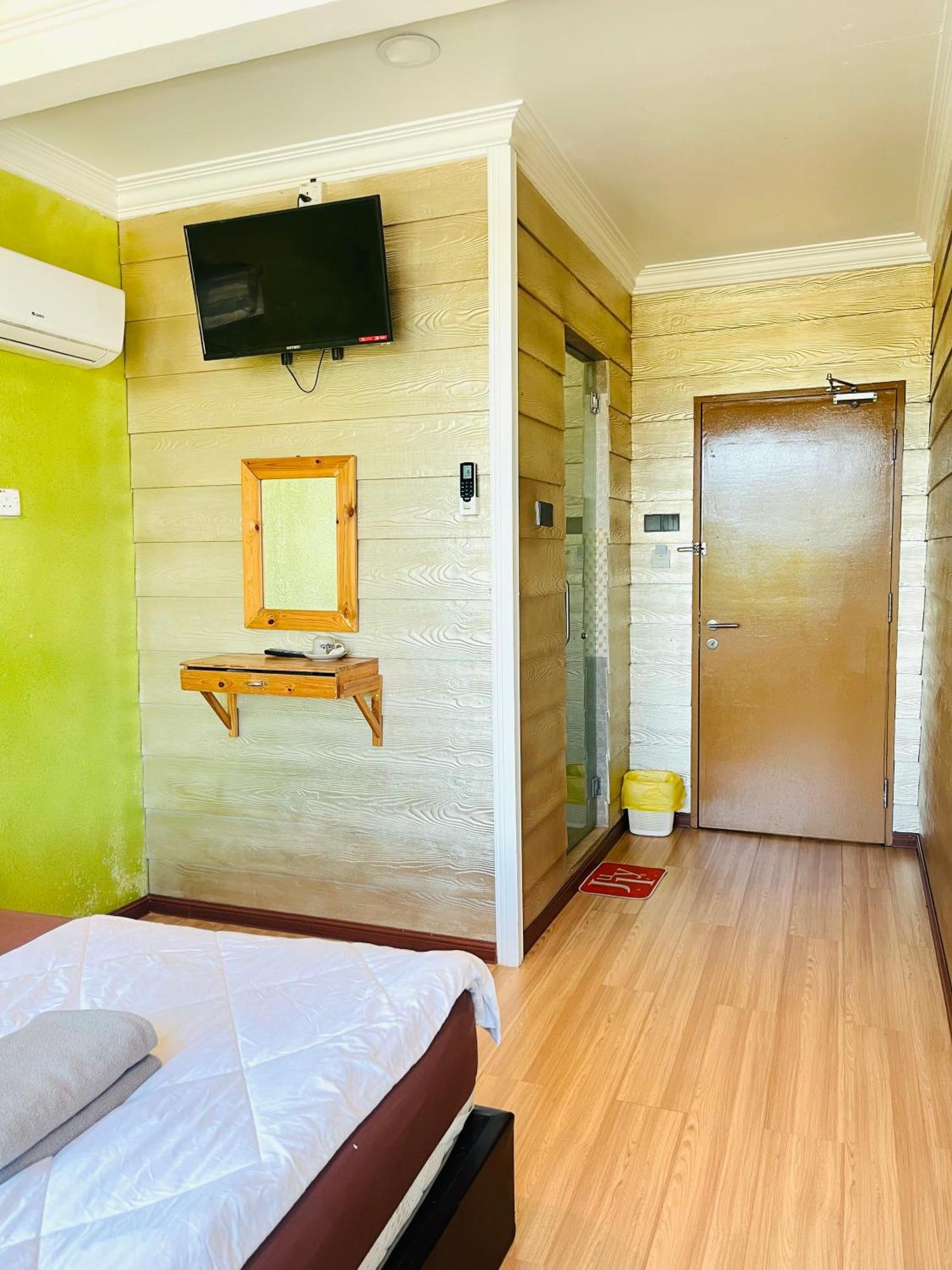 Suza Hostel Tumpat Bagian luar foto